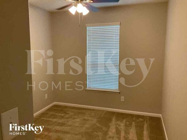 Building Photo - 3856 Tolby Crk Ln