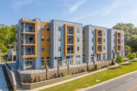 Building Photo - Plaza One89