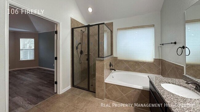 Building Photo - 106 Firefly-