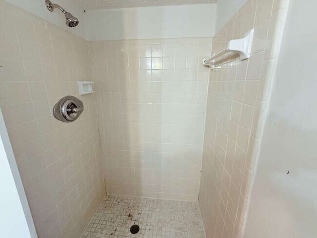 Building Photo - Welcome Home to Timeless Charm and Modern ...