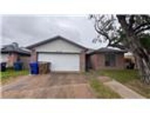 Building Photo - 3bd/2bth House