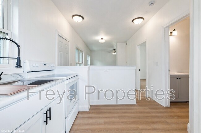 Building Photo - 1547 13th St