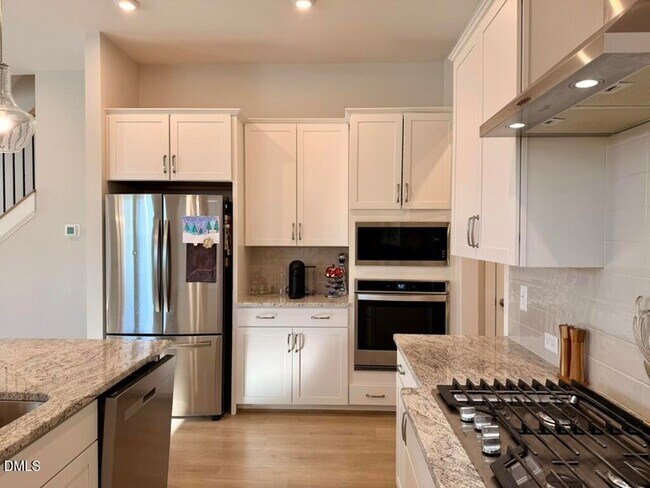 Building Photo - 52 Comfort Ct