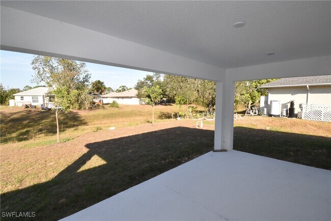 Building Photo - 5051 Foxhall Rd