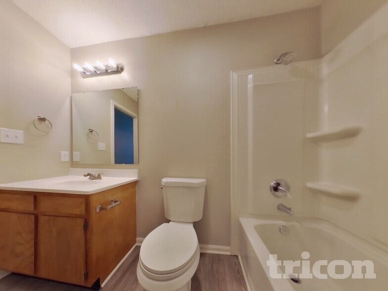 Building Photo - 7130 Sun Ct