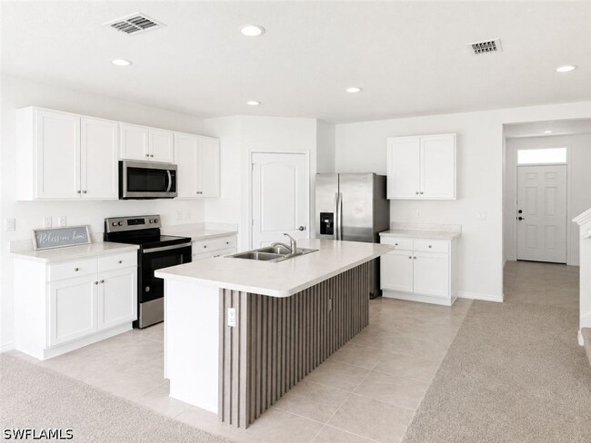 Building Photo - 2736 Dumont Ln