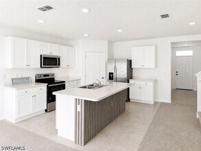 Building Photo - 2736 Dumont Ln