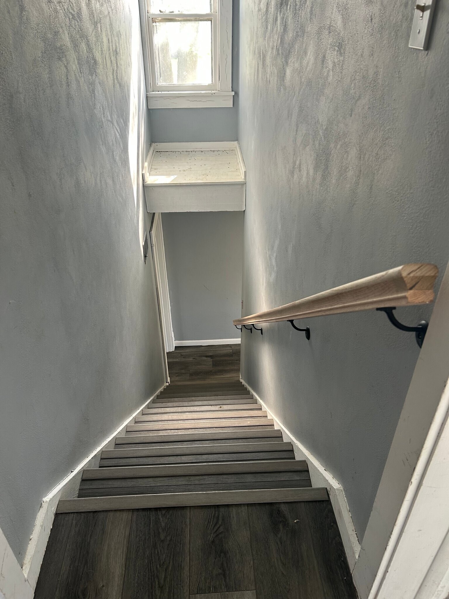 Building Photo - 5625 Flag Rd