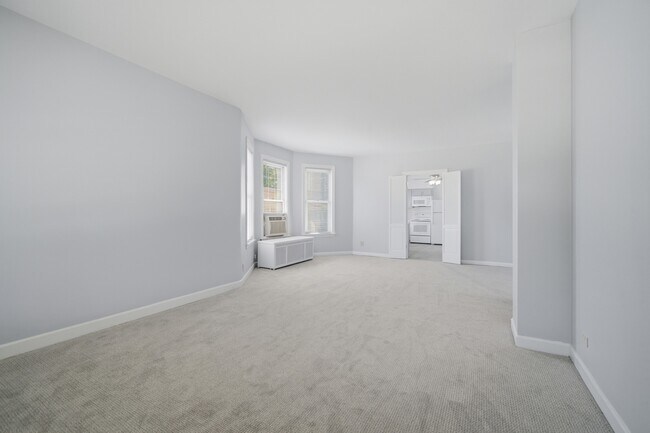 Building Photo - 7314 N Crawford Ave