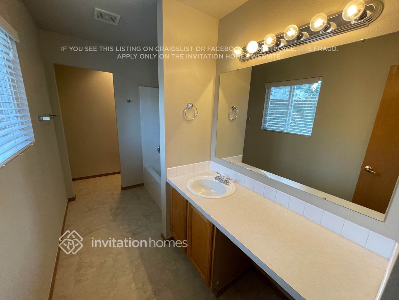 Building Photo - 13015 120th Ave E