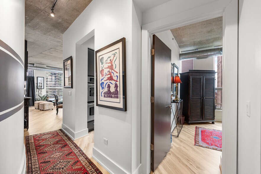 Hallway - 125 E 13th St