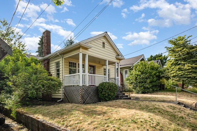 Primary Photo - 2Bd/1Ba Seattle Home