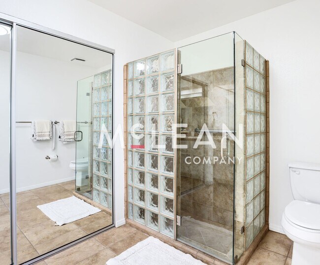 Building Photo - Two Bedroom - Rancho Mirage Private Home