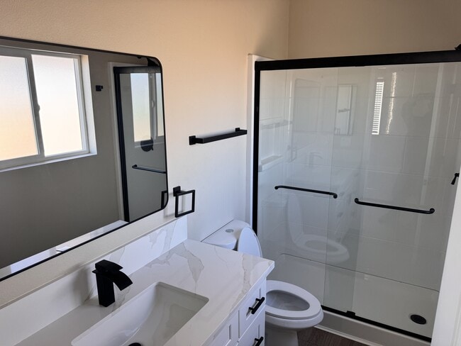 Building Photo - 10367 9th Ave