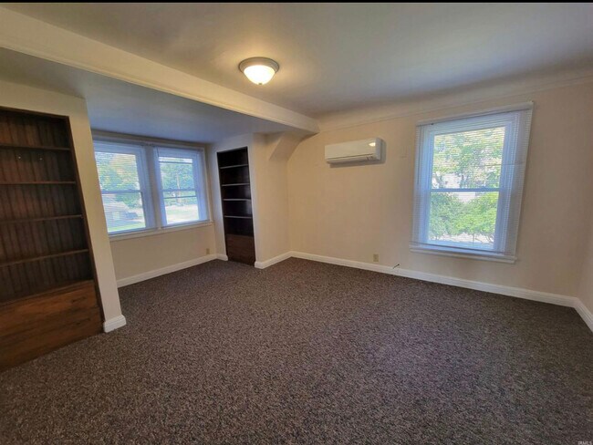 Bedroom 1 - 1003 E Washington St