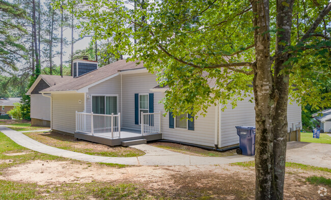 Building Photo - Hearthstone Apartments