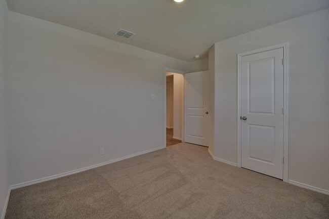 Building Photo - 2 Weeks Free Move-In Special! Charming Single-Story in Redbird Ranch | Open Layout, Private Suite...