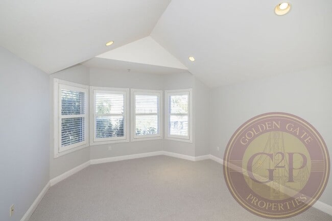 Building Photo - Noe Valley - 4 BR, 3 BA Condo 2,326 Sq. Ft. - 3D Virtual Tour, Roof Deck, Parking and Storage