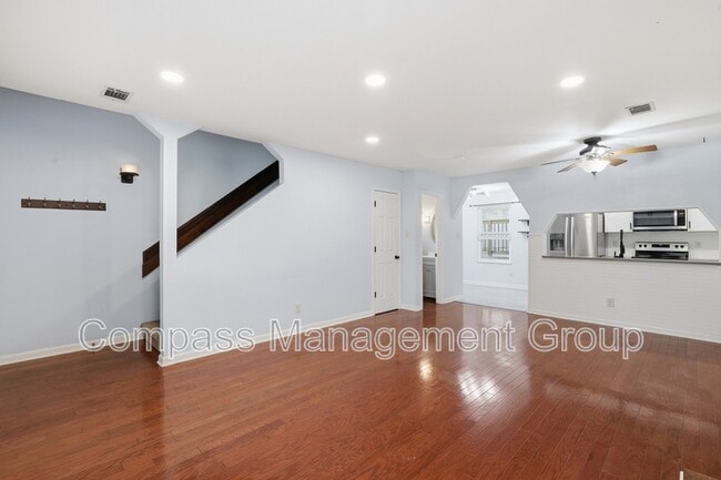 Building Photo - 7668 Chatham Cir NW
