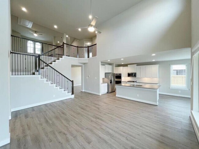 Building Photo - 3514 Gore Creek Dr