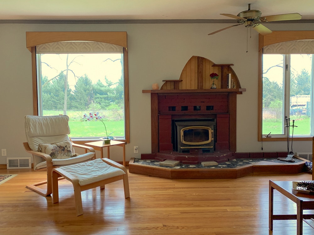wood burning stove - 4130 Bishop Ave