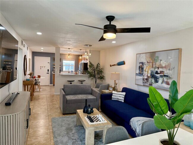 Primary Photo - 7003 Sunset Way