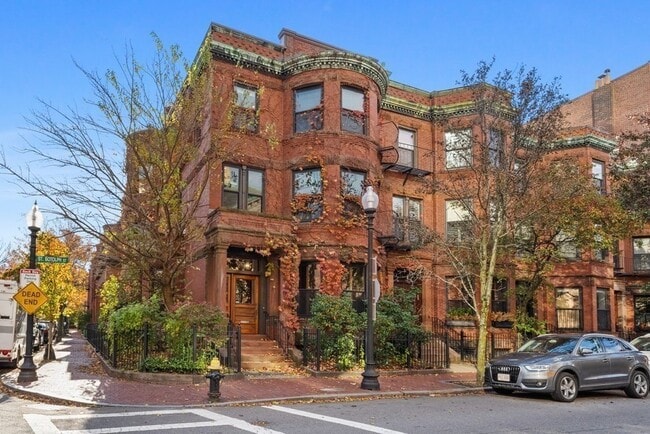 Primary Photo - 136 St Botolph St