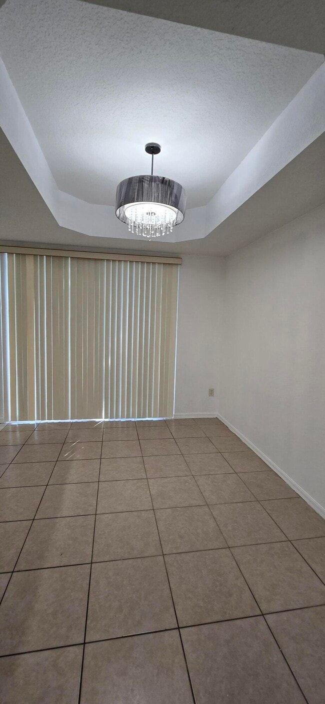 Building Photo - 4946 Leeward Ln