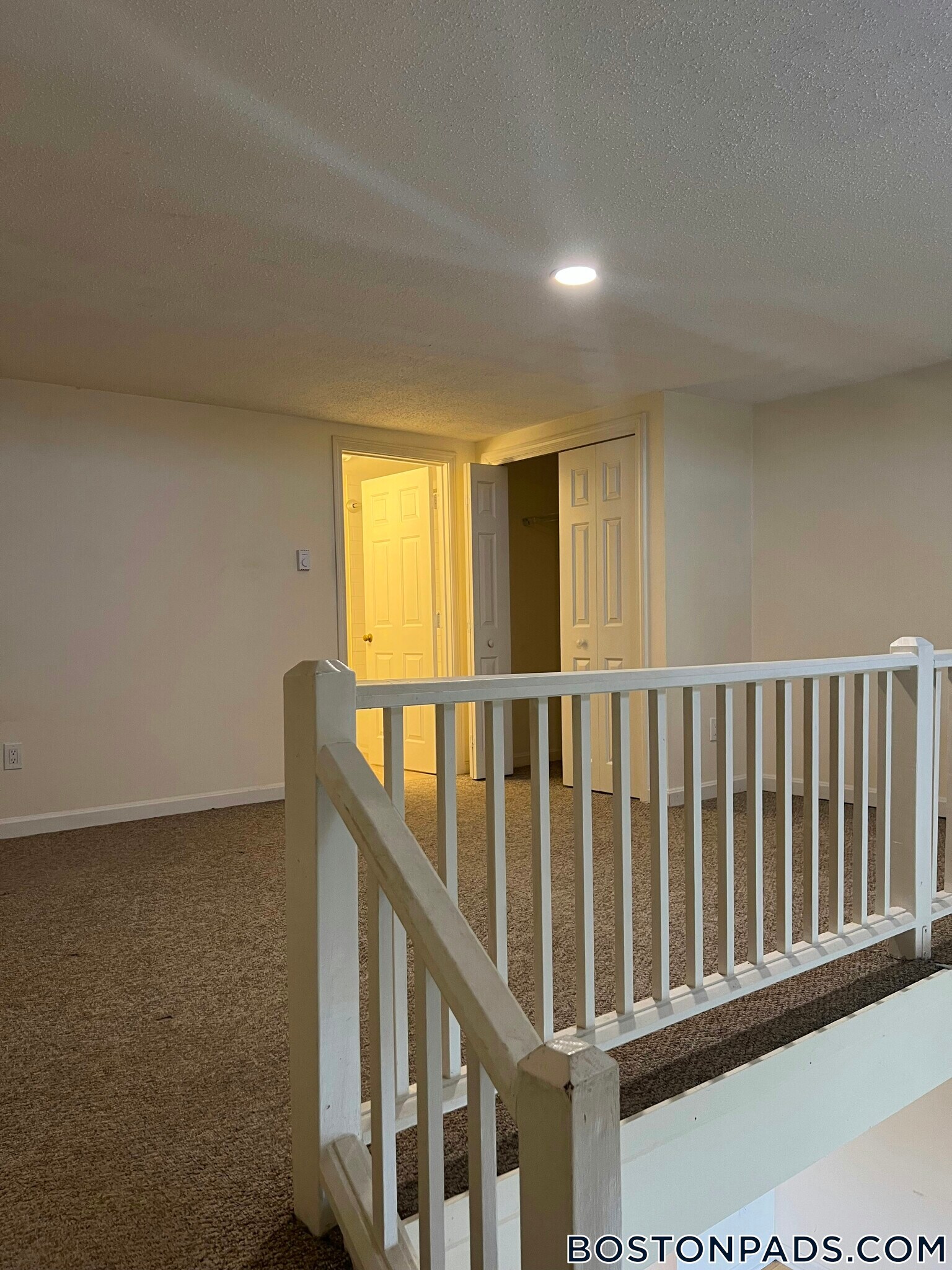 Building Photo - 357 Main St