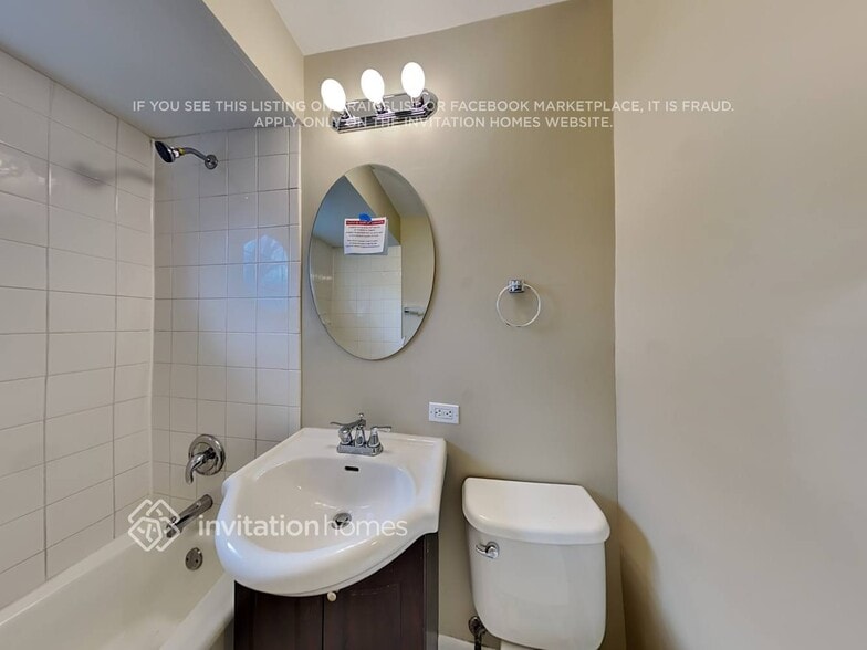 Building Photo - 3202 Pheasant Dr