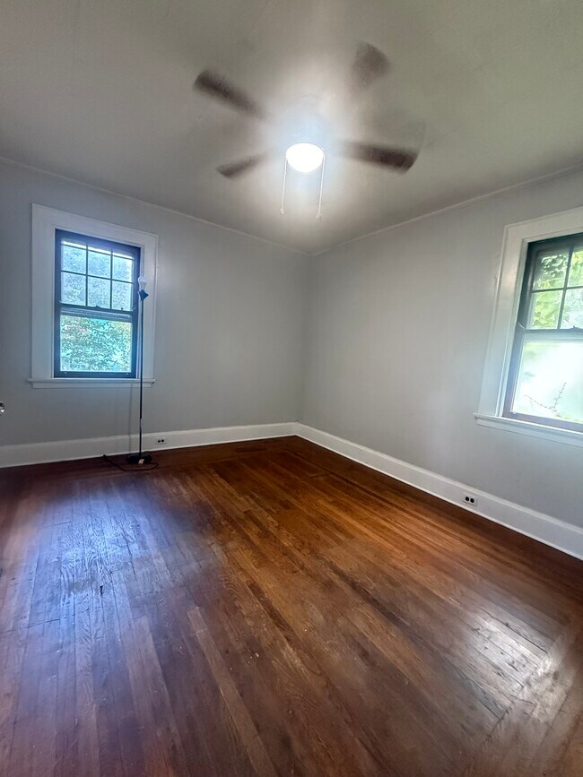 Building Photo - 1224 Sliker Ave