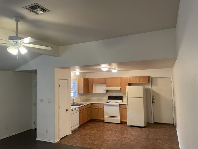 Kitchen - 12249 Maverick Bluff Street