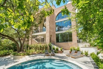 Building Photo - 4500 River Wood Ct