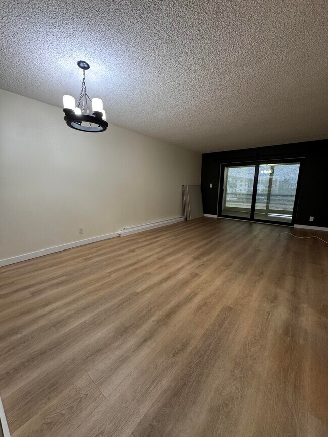 Building Photo - 9355 SW 8th St