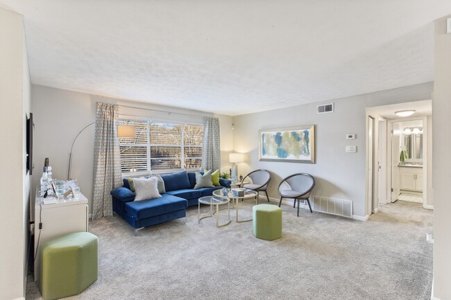 Livingroom - Reserve at Birch Creek Apartments