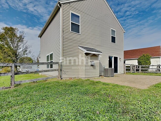 Building Photo - 7730 Hillsdowne Cir