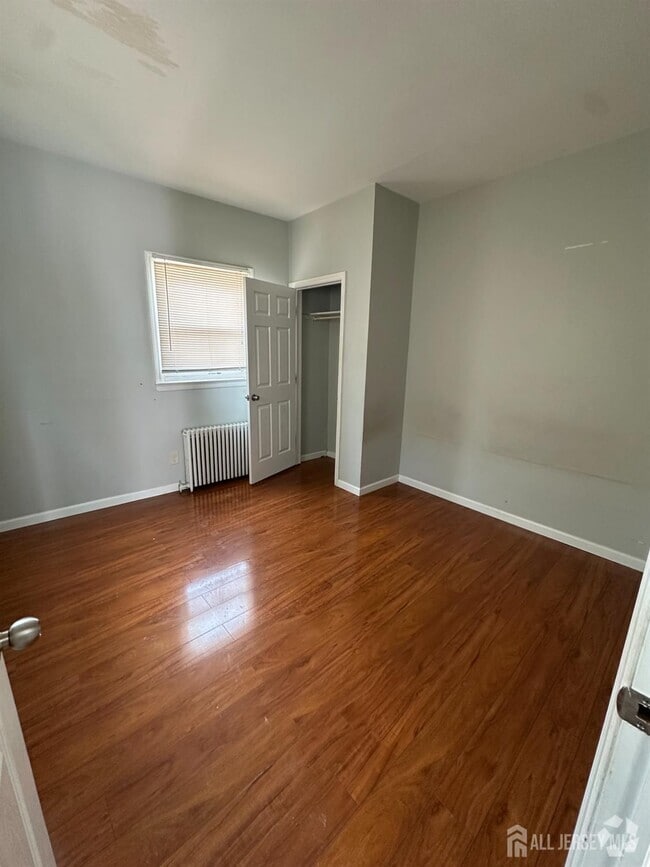 Building Photo - 1387 Finnegans Ln