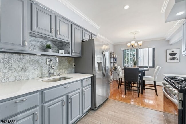 Building Photo - 401 US-22