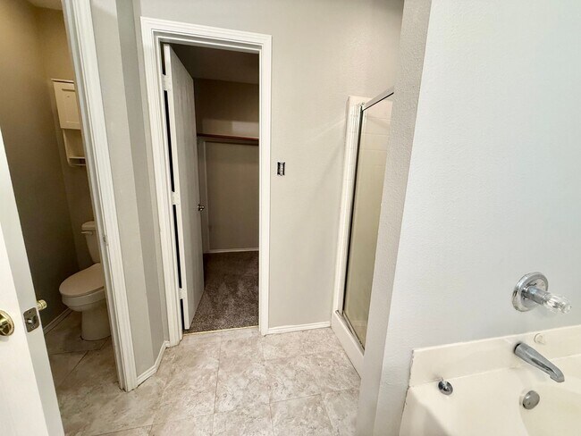 Building Photo - Charming 4-bed/2-bath in Bullard’s Legacy Estates!