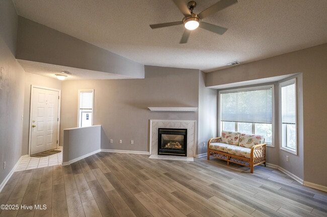 Building Photo - 2597 Thackery Rd