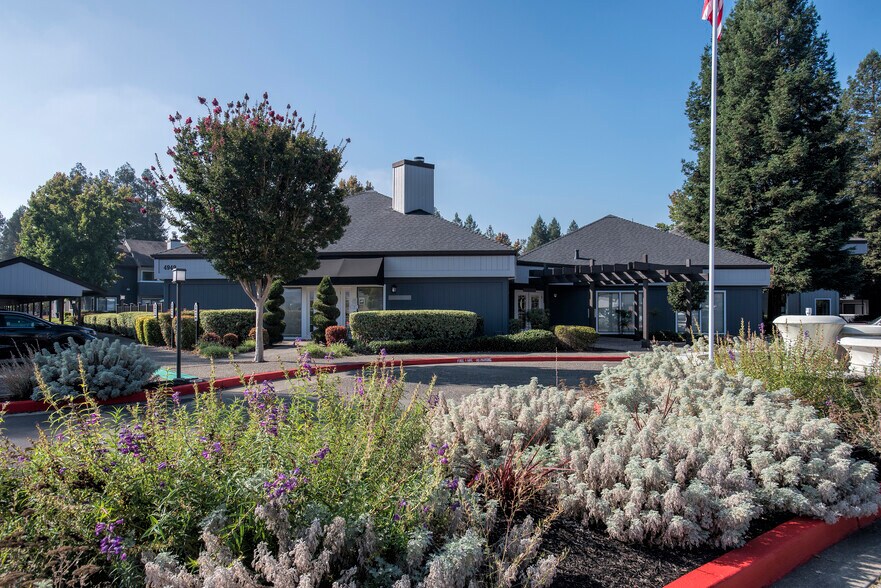 Park Ridge Apartments 4949 Snyder Ln Rohnert Park CA 94928
