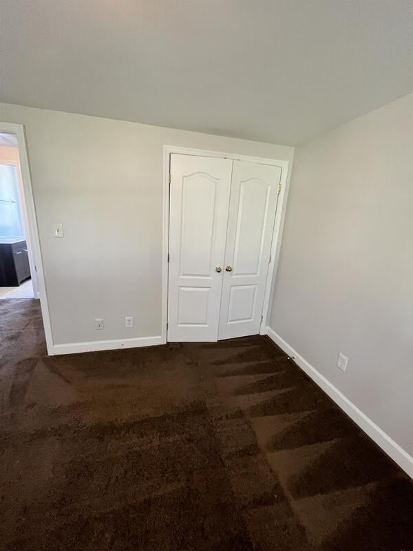 Building Photo - 2 bedroom townhome ready for move in