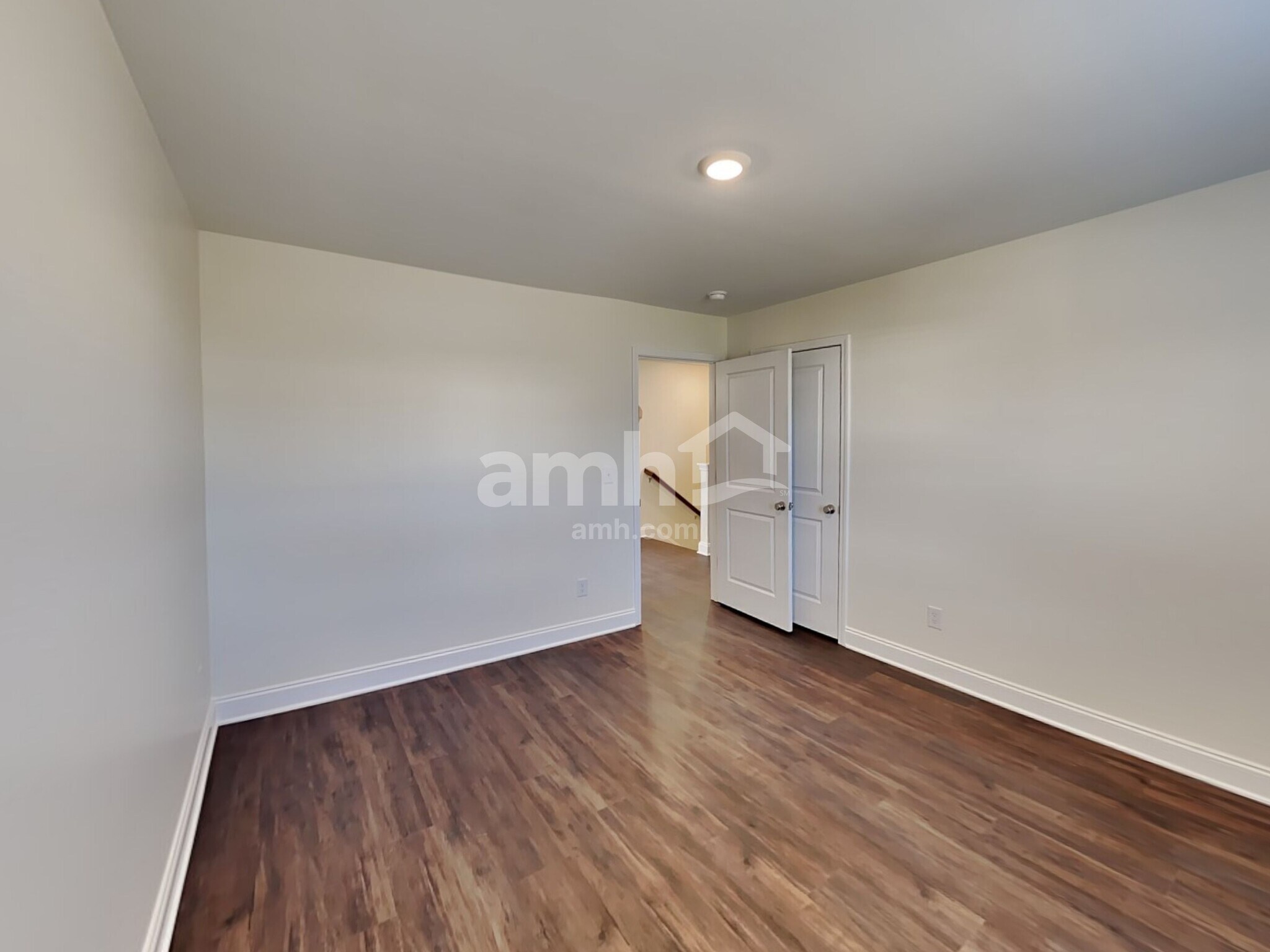 Building Photo - 2071 Williamshire Ln