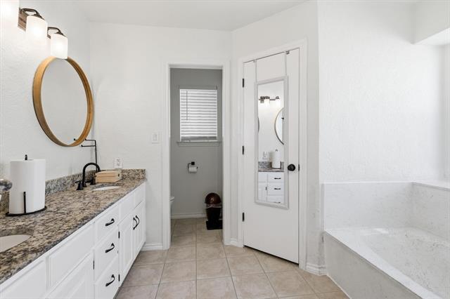 Building Photo - 2829 Harvest Hill Dr