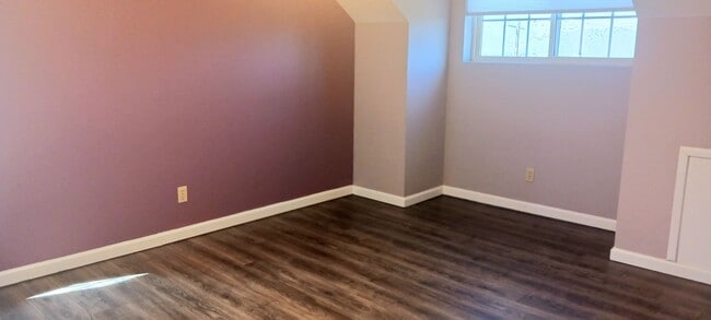 Building Photo - Spacious Home by Carson River