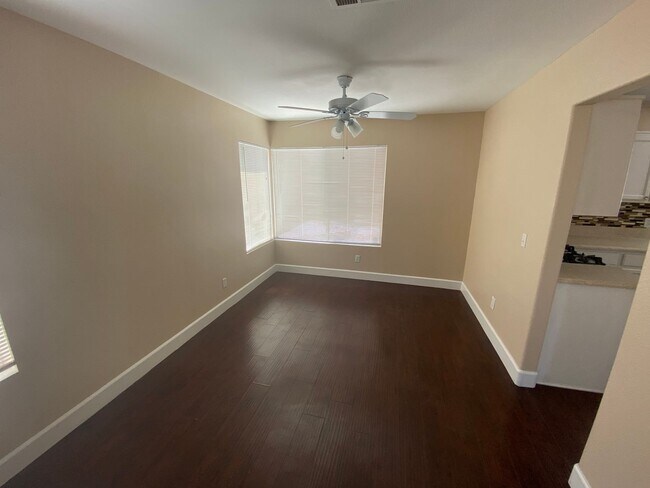 Building Photo - Wonderful 4 bed/2.5 bath home located in W...