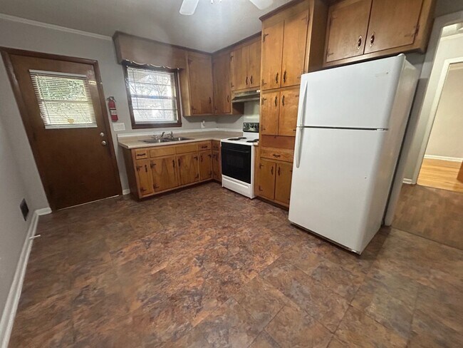 Building Photo - 1217 B Suber Street, Columbia, SC 29205