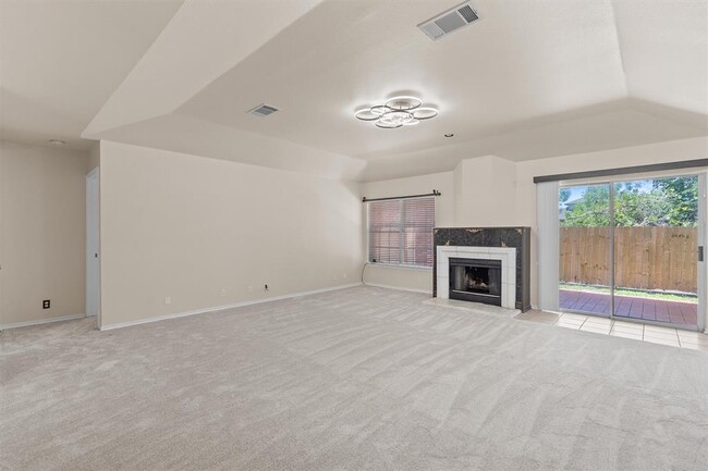 Building Photo - 201 Covala Dr