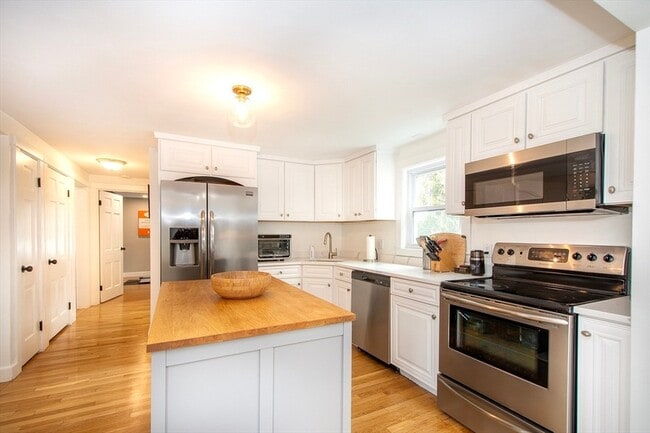 Building Photo - 75 Tower Ave