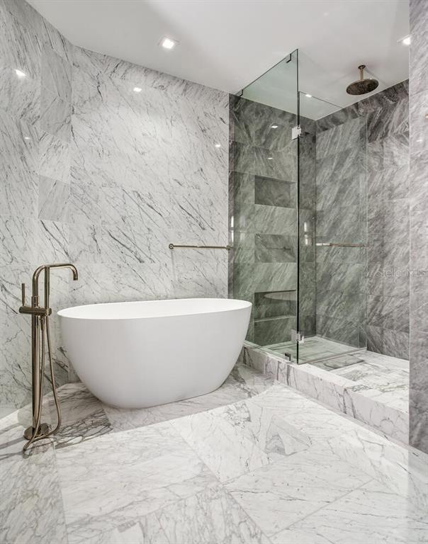 Building Photo - 2912 W Santiago St